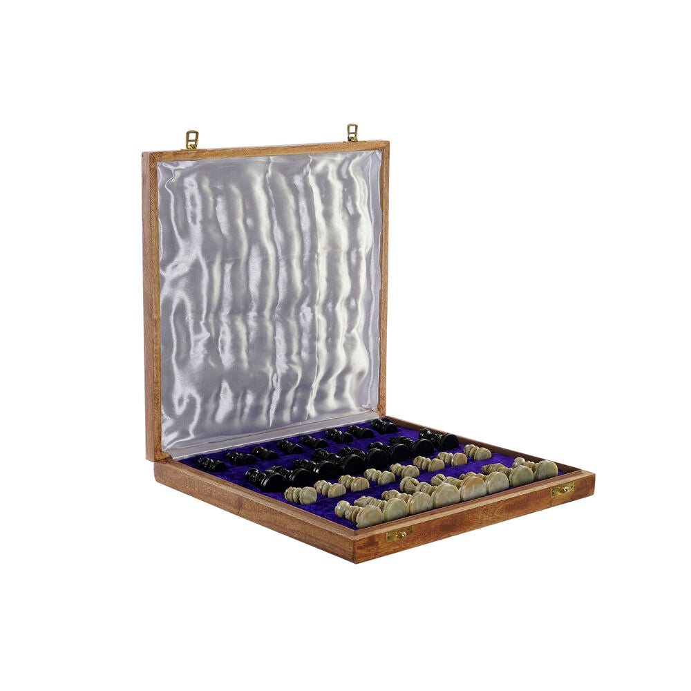 Coffret d’échecs en bois ouvert avec doublure argentée et pièces