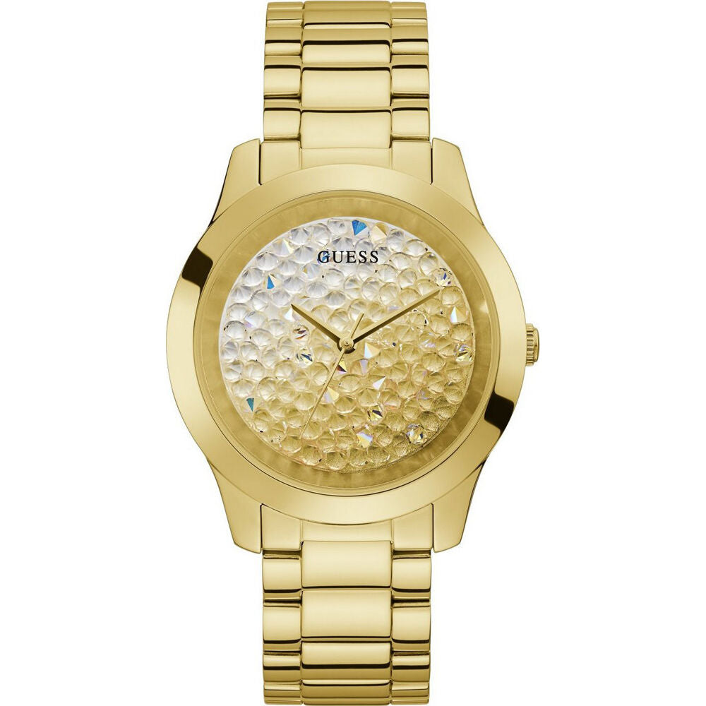 Montre femme Guess à bracelet doré, cadran texturé clair et logo sur le verre.