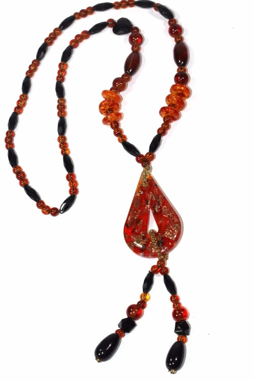 Collier de perles de résine, pendentif poire rouge à motifs, double rang et pampilles