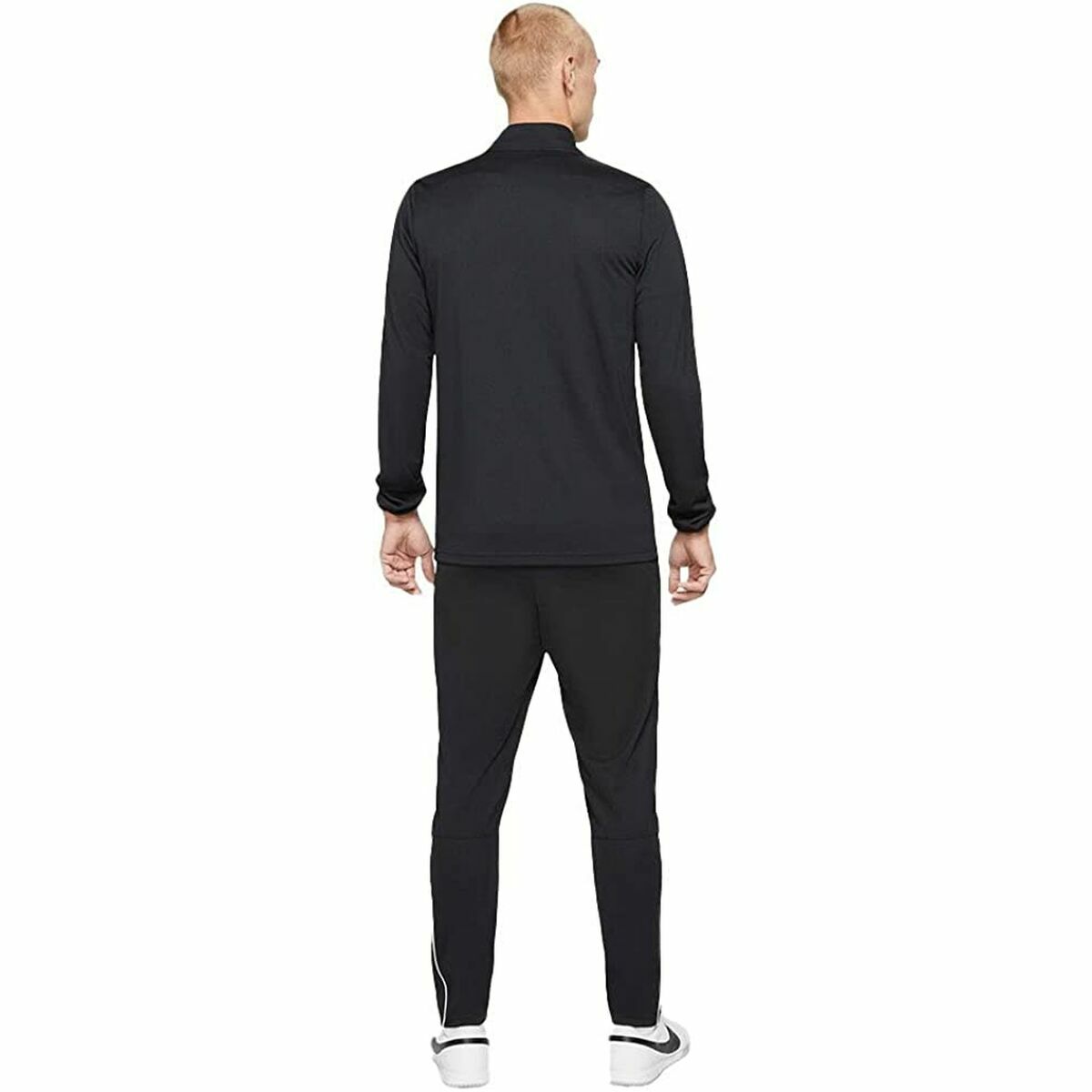 Ensemble de survêtement noir, vue de dos, pantalon avec logo