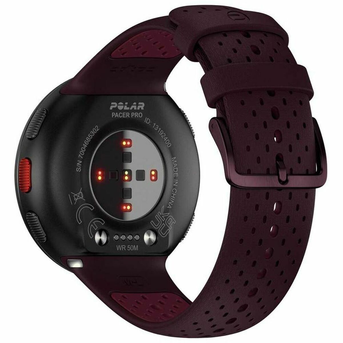 Montre connectée avec face arrière noire et bracelet bordeaux perforé.