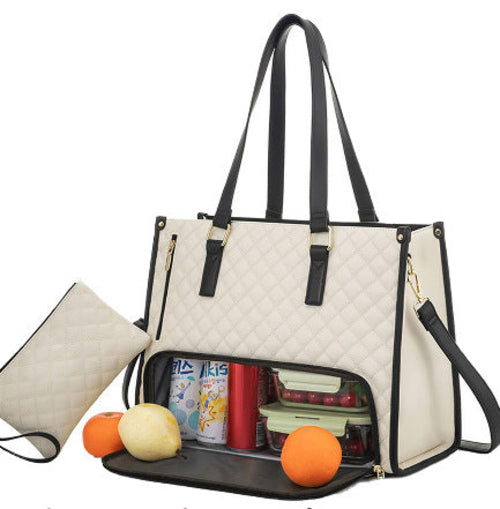 Sac cabas matelassé blanc 2-en-1 avec compartiment isotherme zippé et pochette séparée.