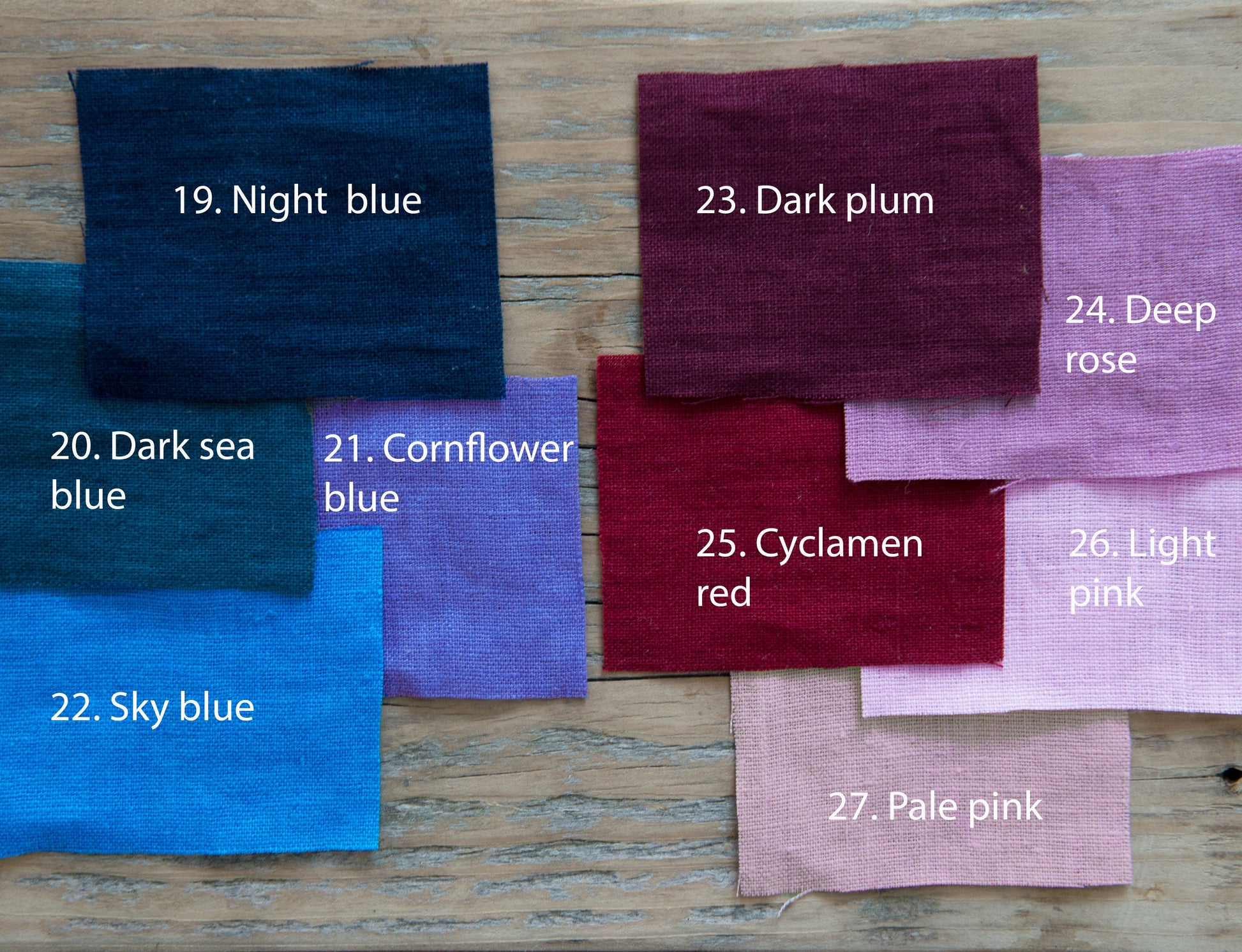 Nuancier de lin pour sac fourre-tout : bleu nuit, bleu mer, cyclamen et rose pâle.