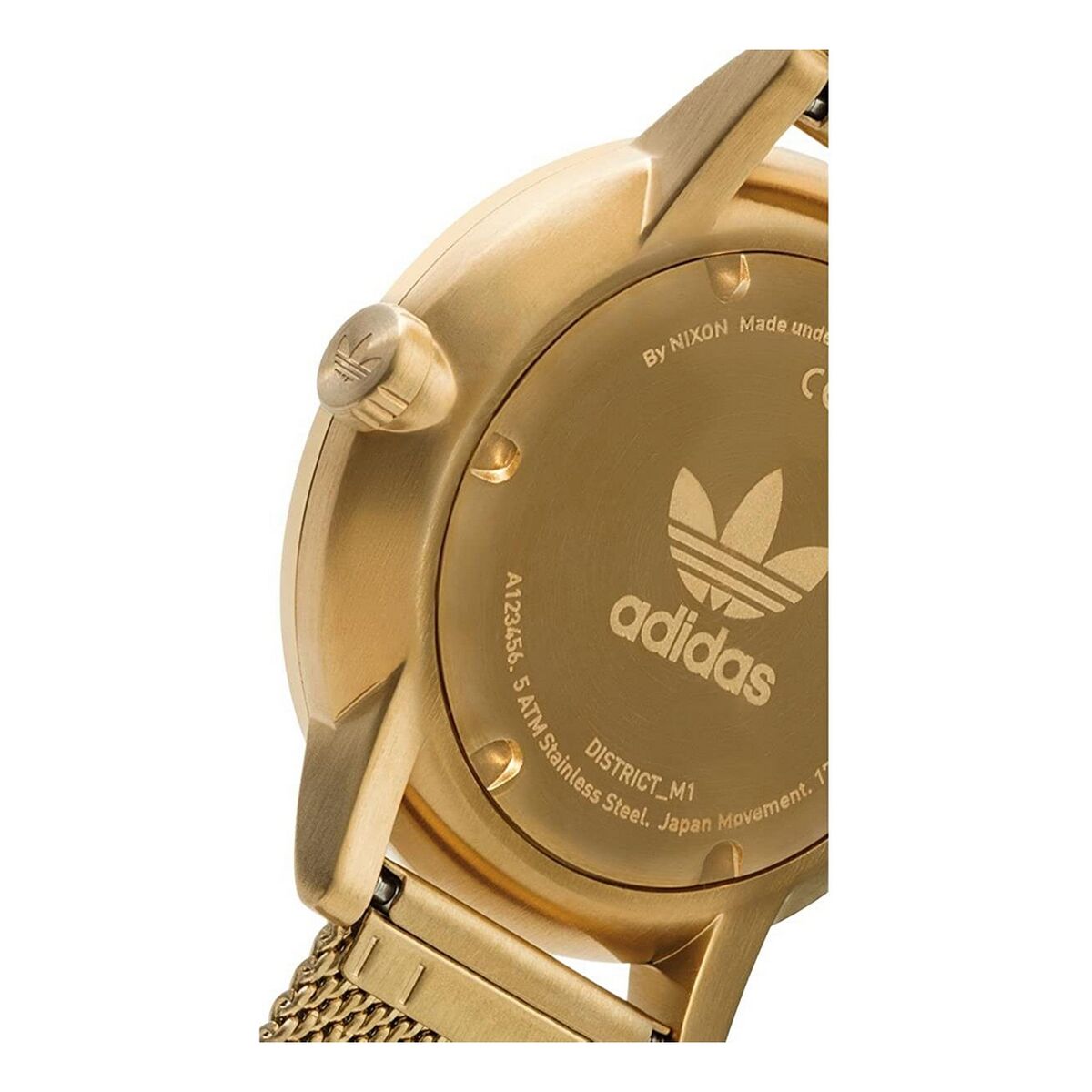 Montre-bracelet Adidas boîtier doré, cadran analogique, bracelet maille tressée.