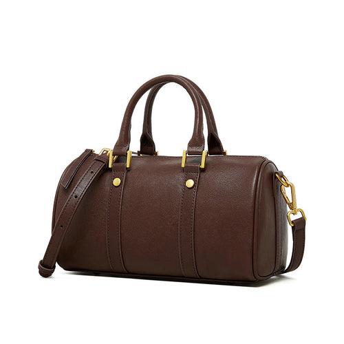 Sac bandoulière en cuir marron avec poignées, bandoulière et fermeture zippée