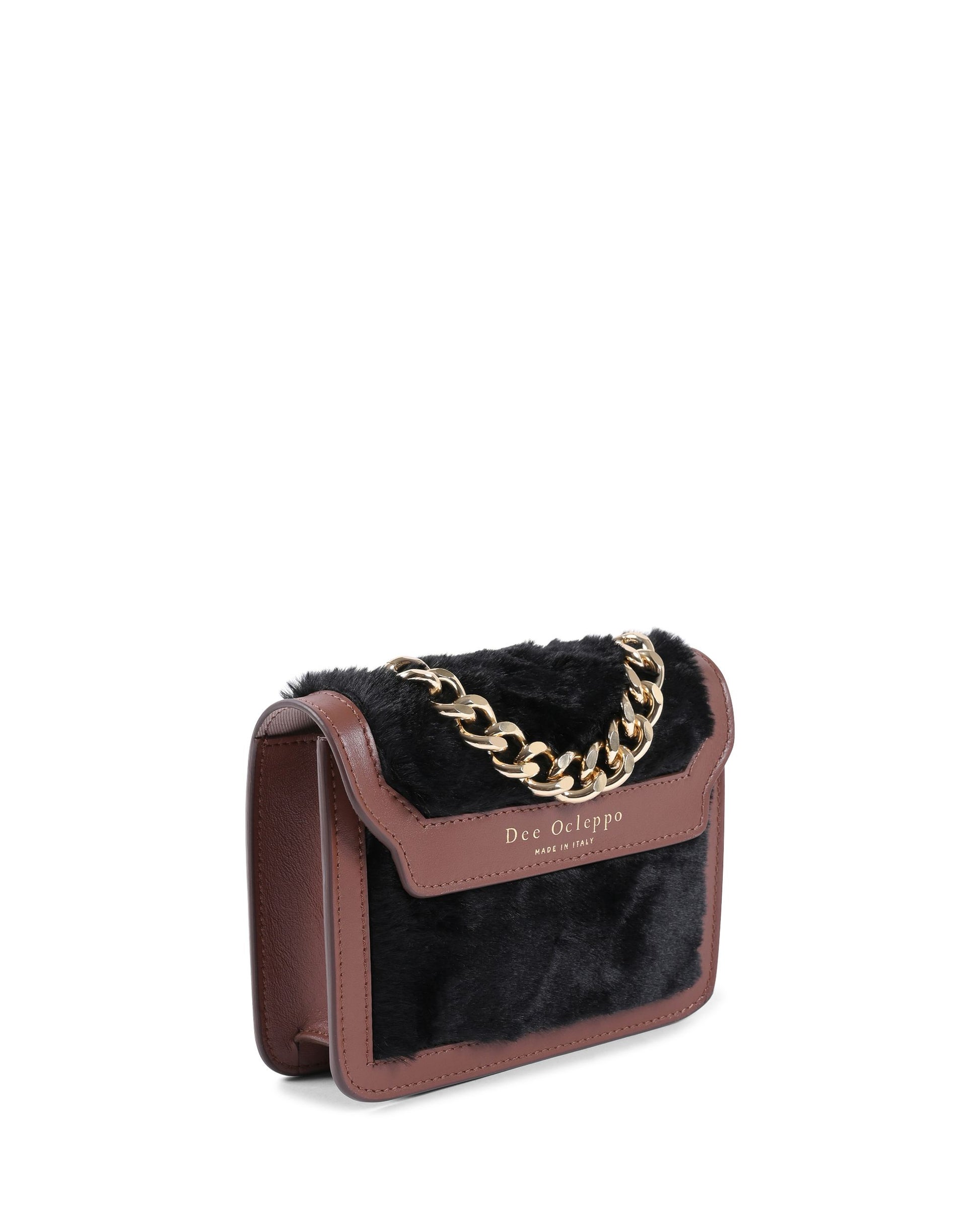 Petit sac bandoulière en fausse peau lainée noire, rabat bordeaux et chaîne dorée