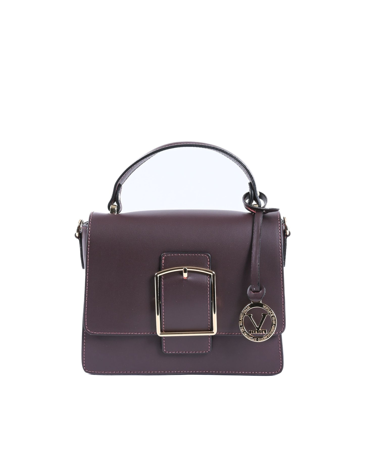 Sac à main bordeaux avec anses arrondies, rabat à boucle carrée et fermoir métal.