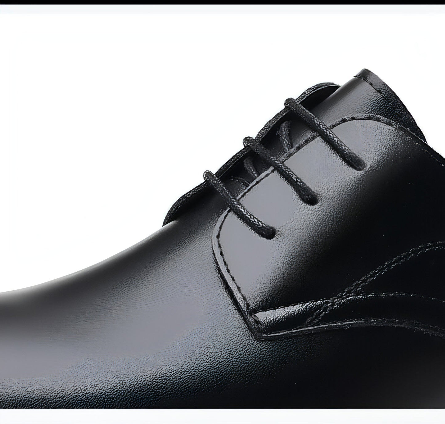 Chaussure casual noire en cuir, dessus à empiècement et lacets