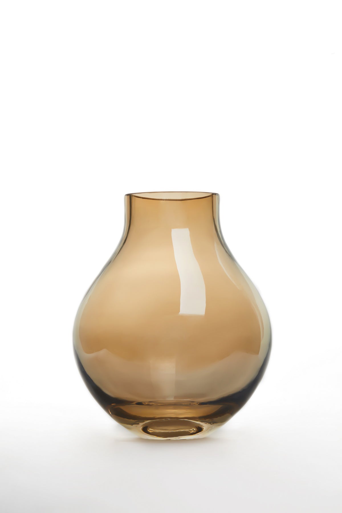 Vase bulbe en verre ambré ocre, forme arrondie, 18 cm