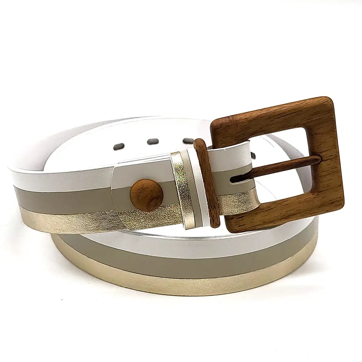Ceinture cuir blanc et bande argentée, boucle en bois brun avec rivet rond central