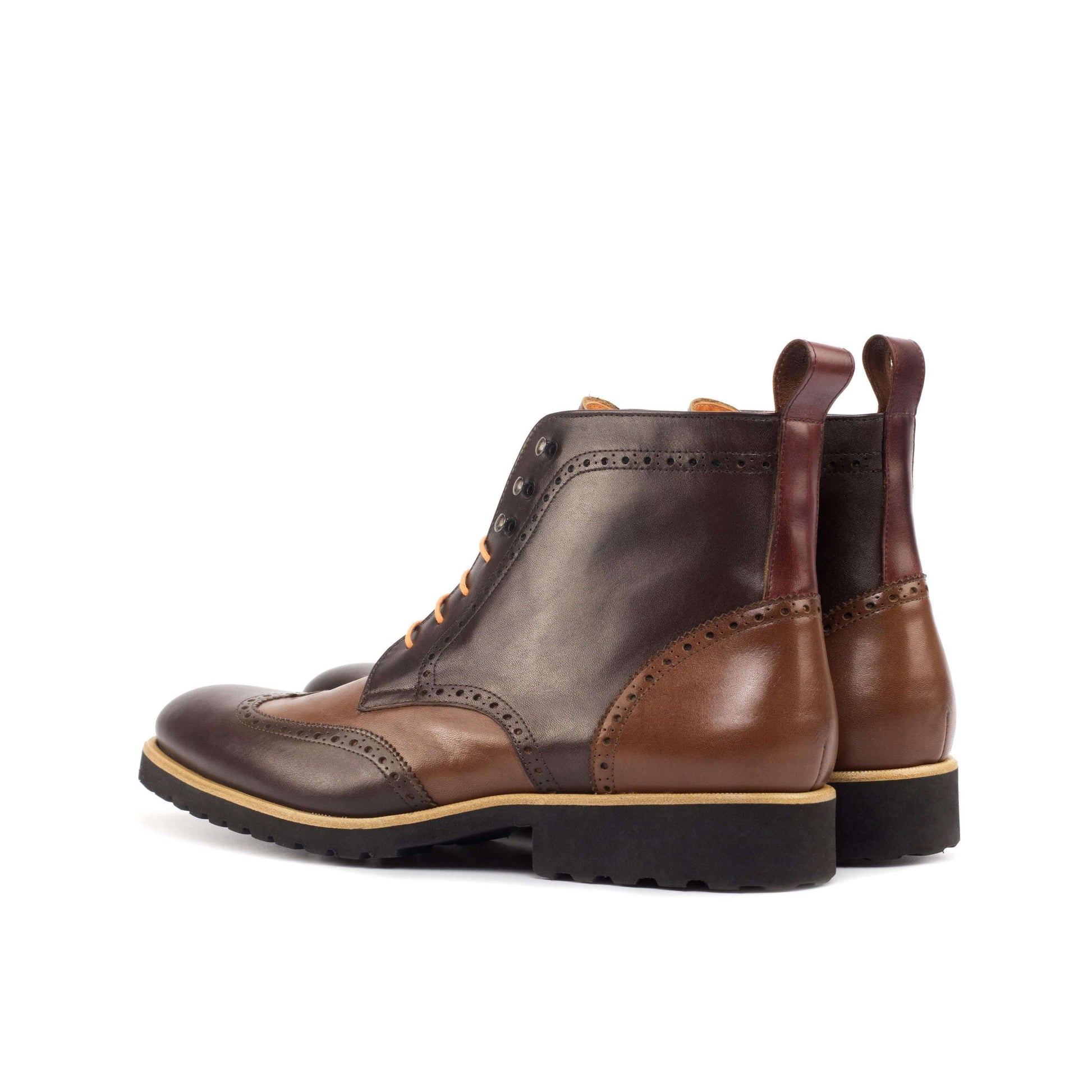 Bottes brogue en cuir multicolore, côté visible, lacets orange et semelle épaisse