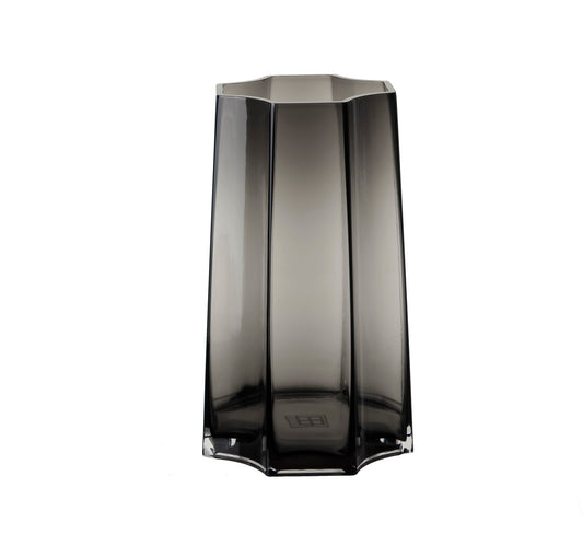 Vase en verre gris fumé, facettes verticales, base hexagonale