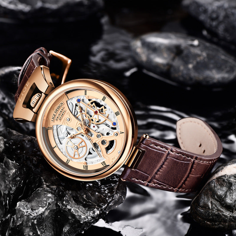 Montre-bracelet boîtier rosé doré, cadran squelette, bracelet cuir brun texturé.