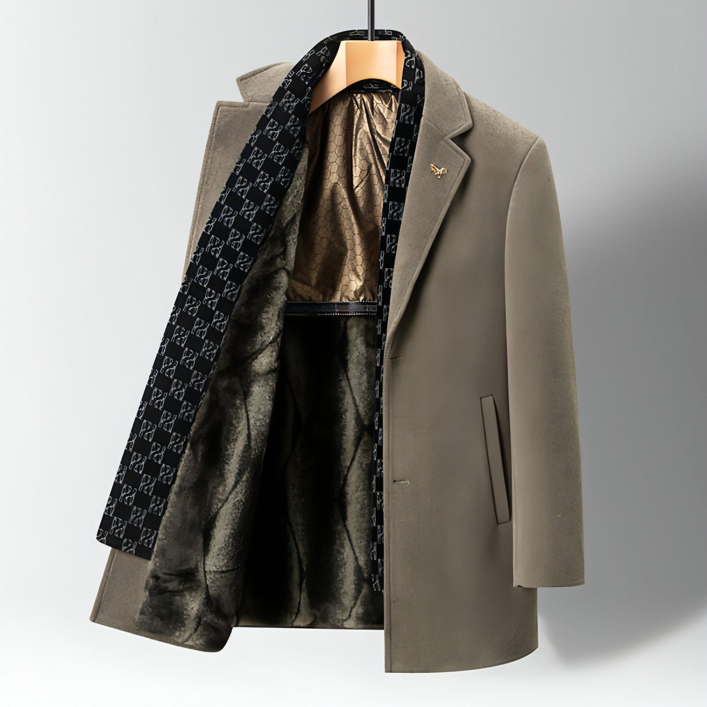 Manteau beige laine & velours de vison, doublure dorée et fourrure grise visible