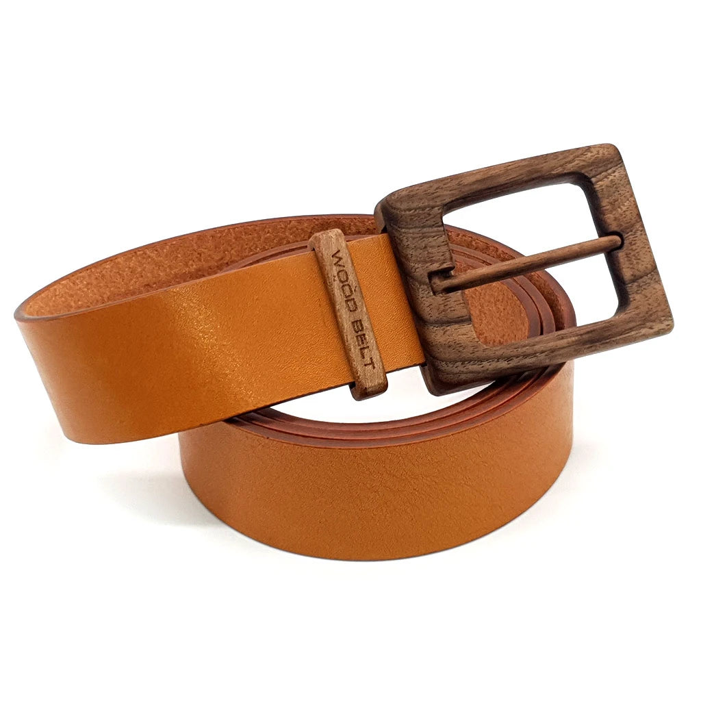 Ceinture en cuir caramel, boucle en bois brun avec ardillon et sangle