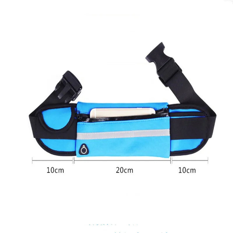 Ceinture de running bleu et noire avec fermeture zippée, poche et bande réfléchissante.