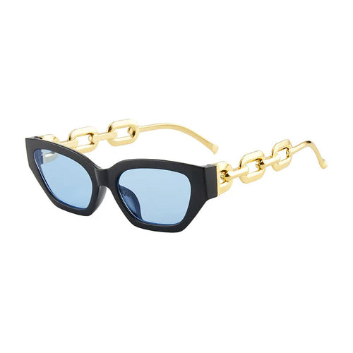 Lunettes de soleil œil-de-chat noires à verres miroir bleu et chaîne dorée