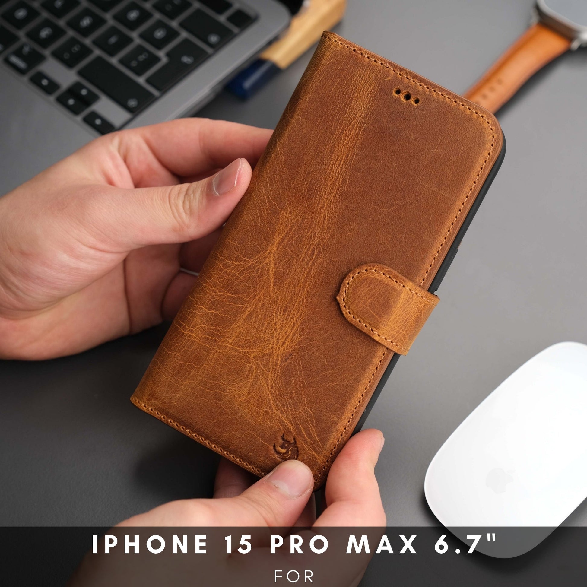 Coque portefeuille en cuir brun avec rabat et languette de fermeture pour téléphone