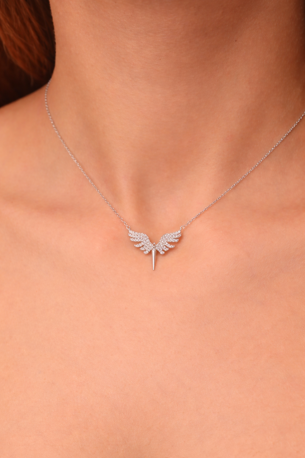 Collier argent 925 avec pendentif d’ange ailé et breloque en pointe
