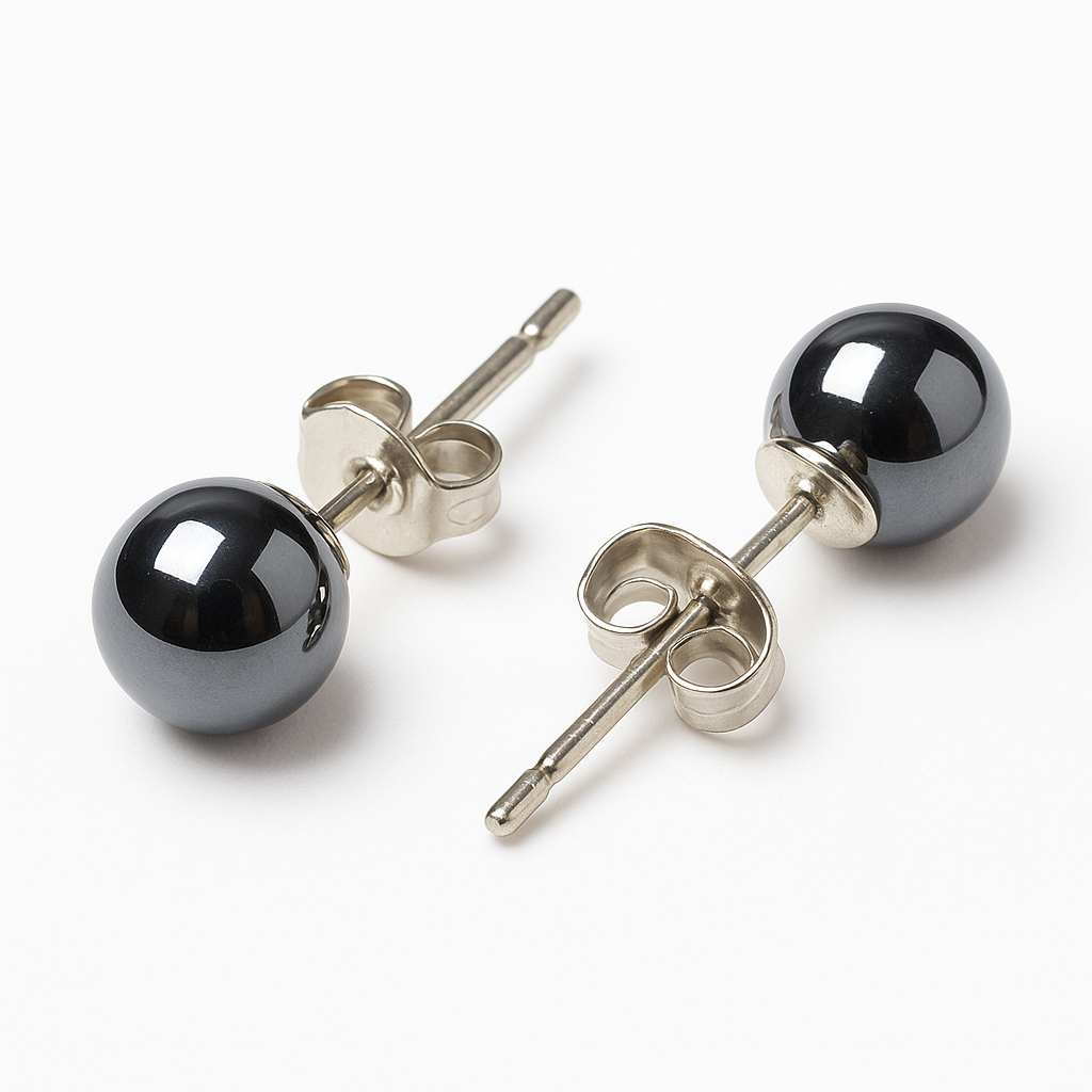 Petites boucles d’oreilles rondes noires brillantes, tige et fermoir argentés