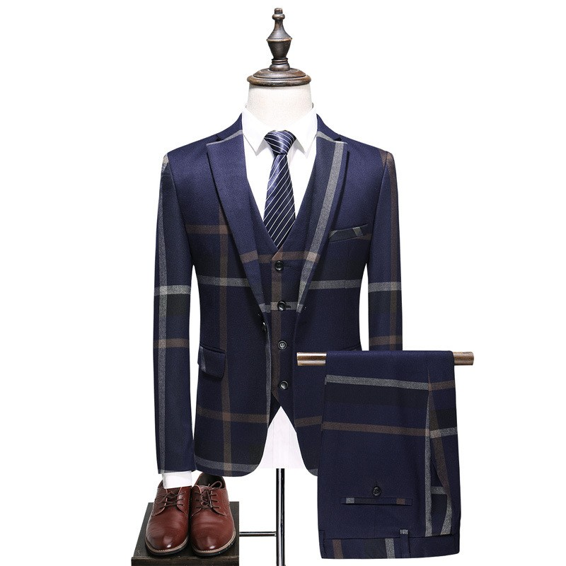 Costume homme slim bleu nuit à carreaux : veste, gilet et pantalon assortis