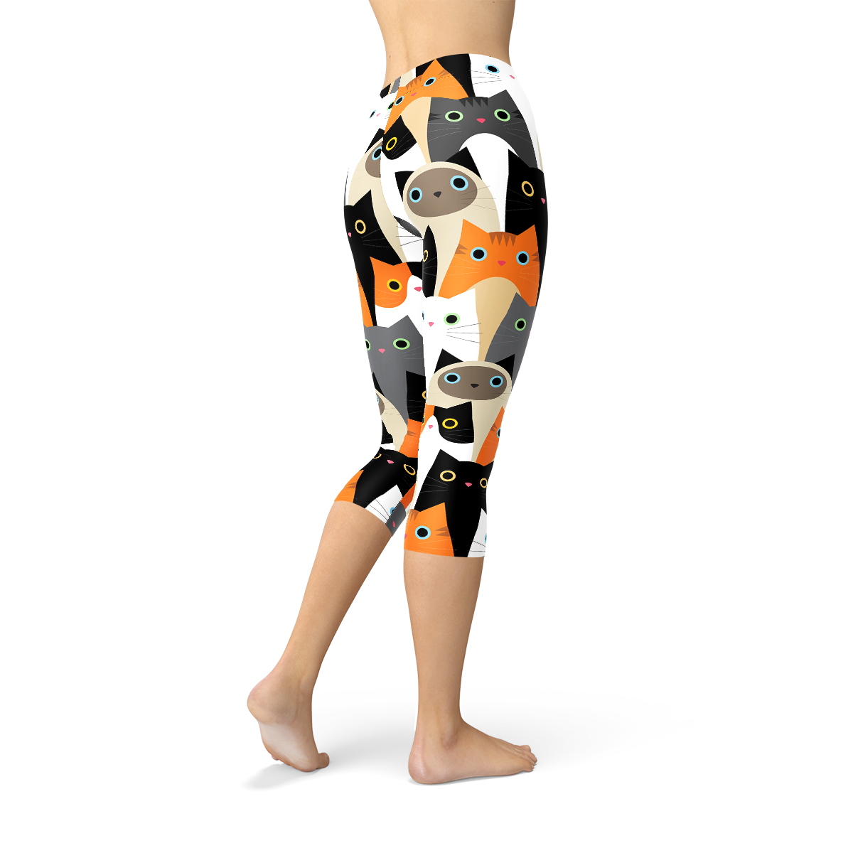 Legging capri imprimé chats, vue 3/4, motif sur toute la jambe