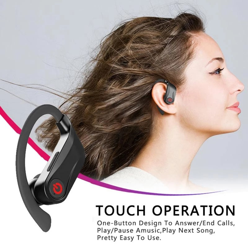 Écouteur intra-auriculaire noir TWS porté sur l’oreille