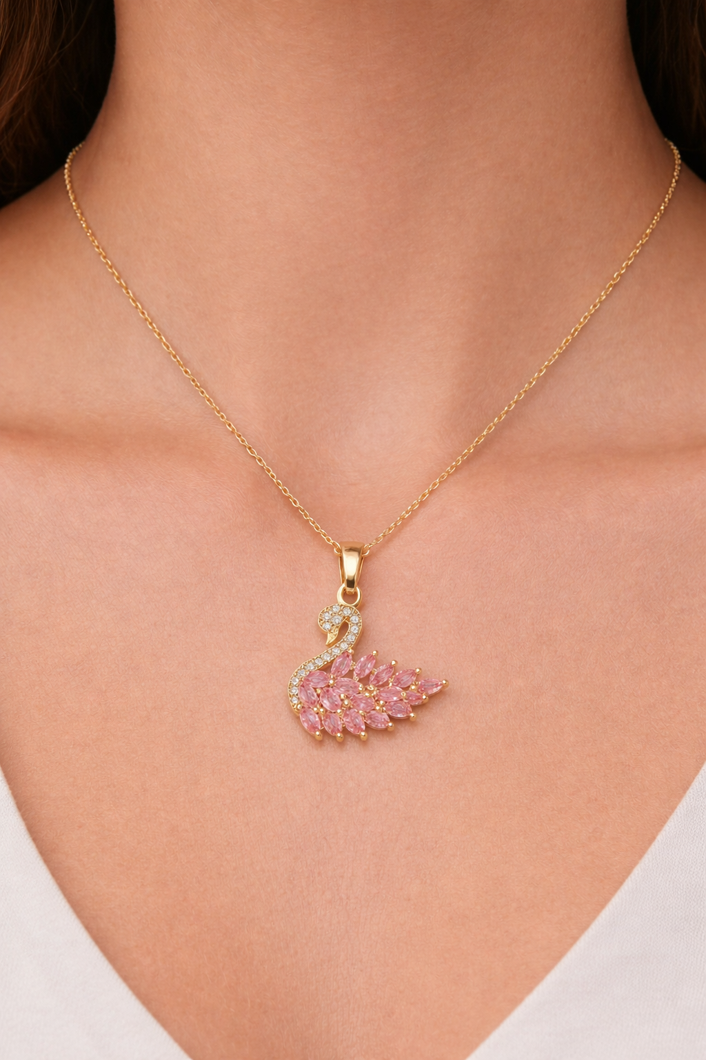 Collier en acier inoxydable, pendentif cygne rose sur chaîne dorée