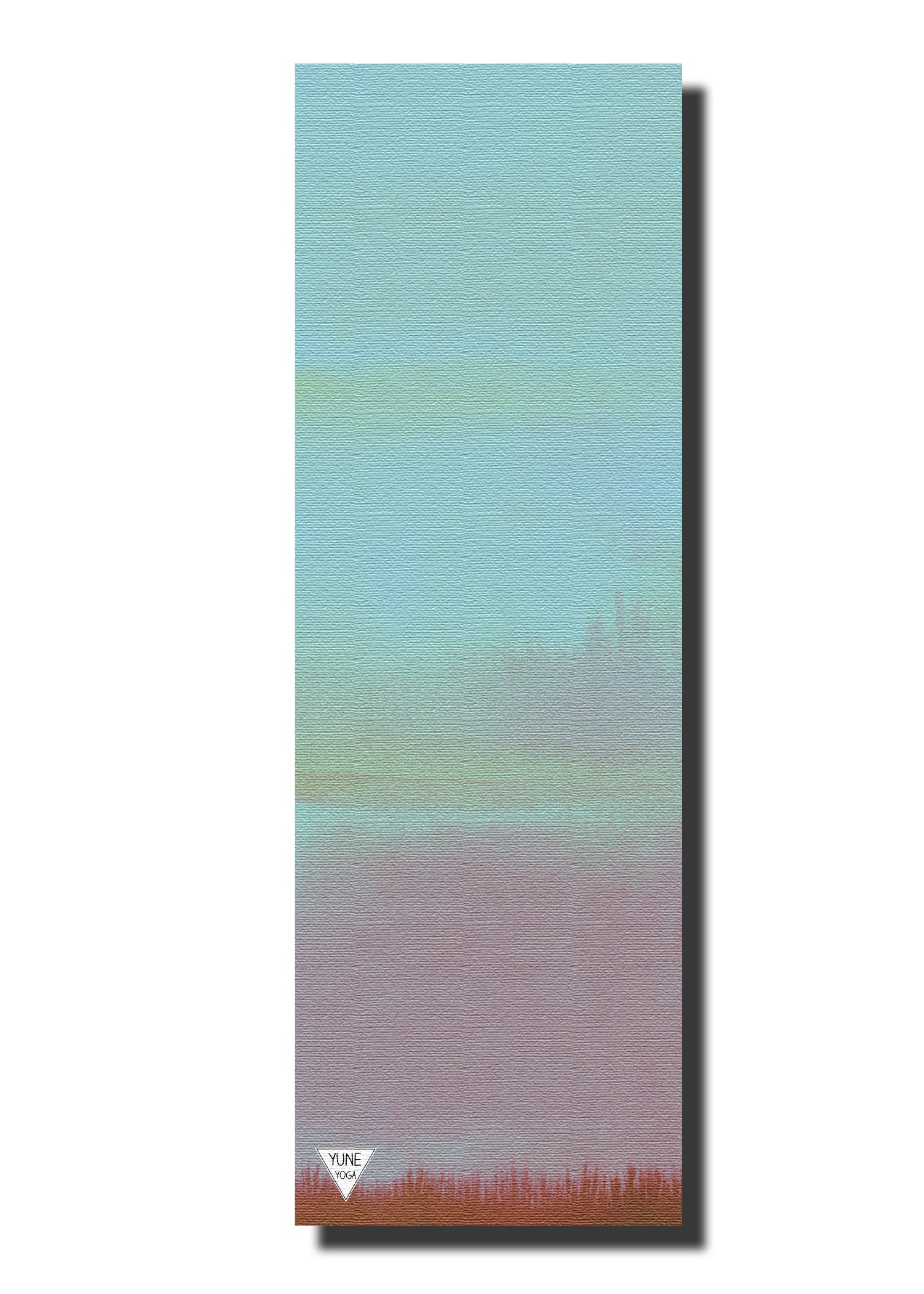 Tapis de yoga Dionysus, motif dégradé bleu-vert vers mauve, logo au bas.