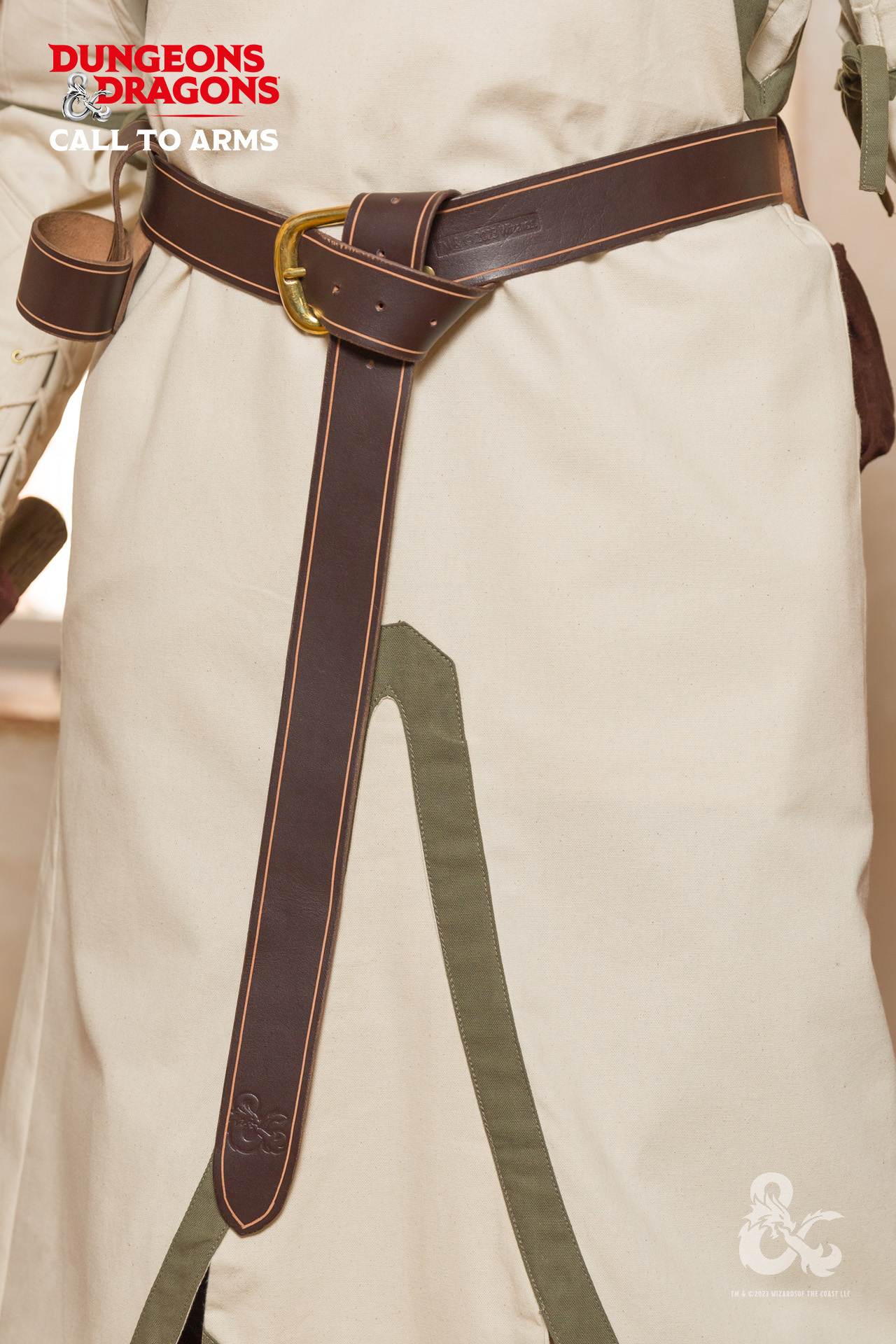 Ceinture en cuir marron unisexe avec longue sangle et boucle métal doré